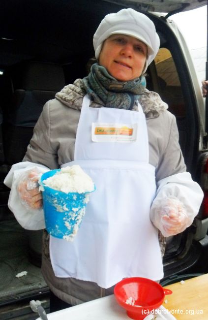 Волонтёр фонда "Пища жизни" Ольга Садурская Волонтёр фонда "Пища жизни" Ольга Садурская