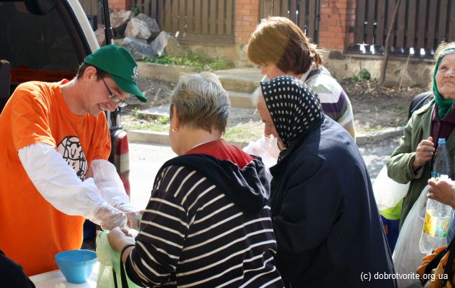 Волонтёр фонда "Пища жизни"